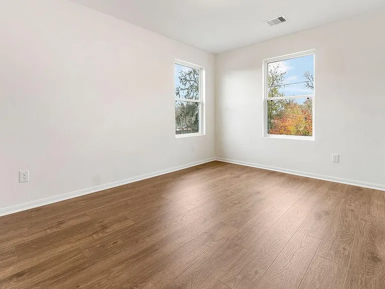 403 Magnolia St — Photo 19
