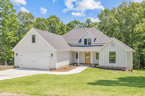 27 Duxford Cir Photo 1