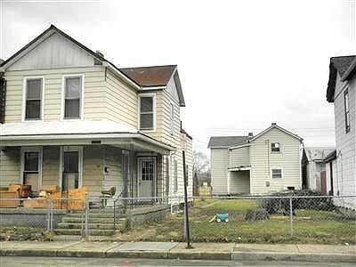 1st image of 225 Charles St