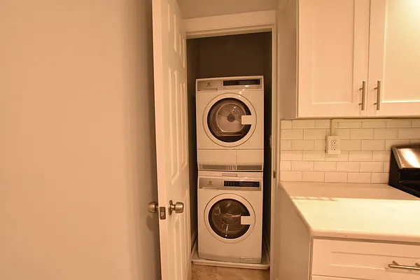 Rented by Clove Realty LLC | media 12