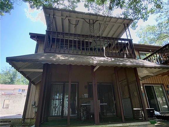 4th image of 5 Britten Cir