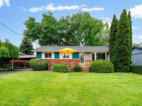 4114 Barry Dr, Lincoln, ON L3J 0L3