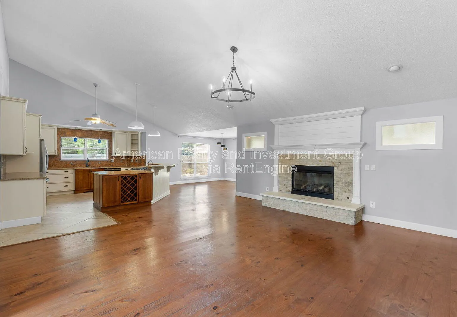 3 bed, 3.0 bath, 2527 sqft, $3,495 — Photo 3