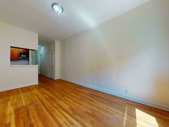 2nd image of 171 E 83rd St APT 4e