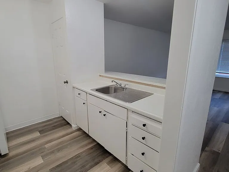 307 Colusa St #D — Photo 6