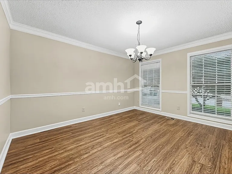 1517 Autumn Ridge Dr — Photo 5