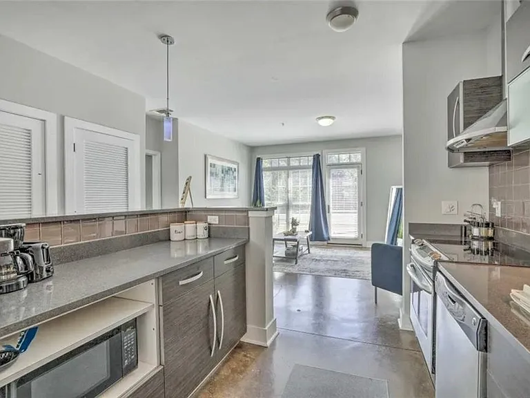 1300 Dekalb Ave NE — Photo 13