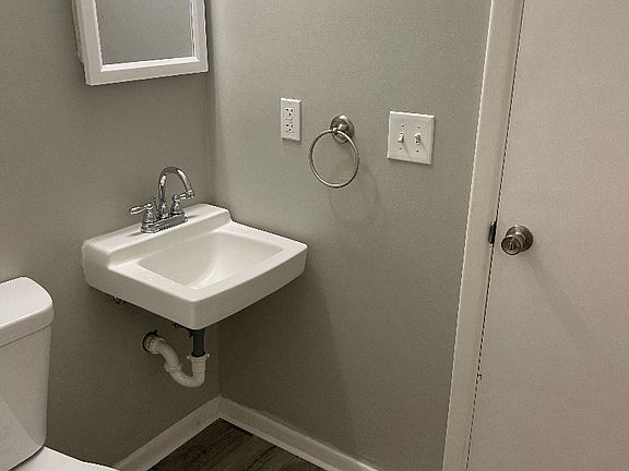 5th image of 5920 Oakbrook Ln
