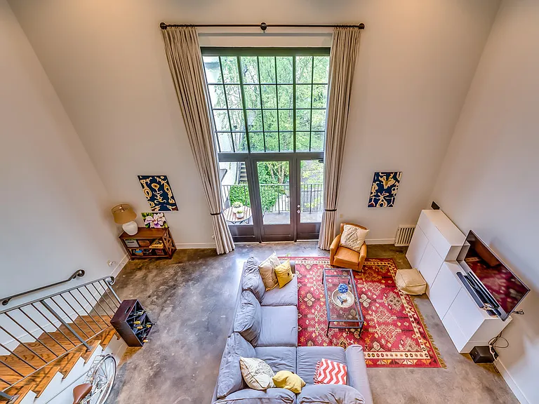 509 Cloverdale Rd #201APT-201 — Photo 23