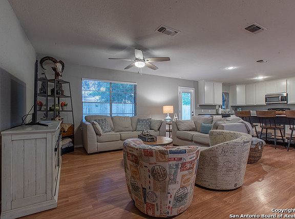 3rd image of 1504 Donaldson Ave