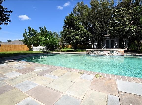 2nd image of 6313 Tennyson Oaks Ln