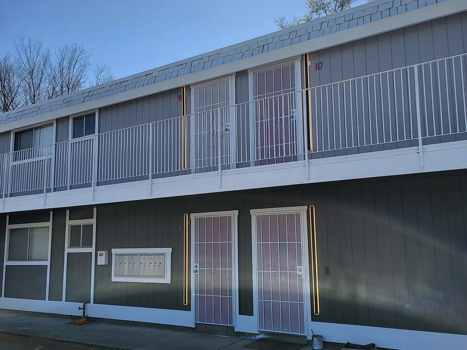 2 bed, 1.5 bath, 900 sqft, $2,250 — Photo 2