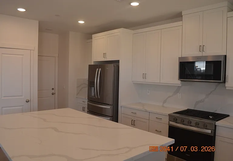 228 W Volta St — Photo 2