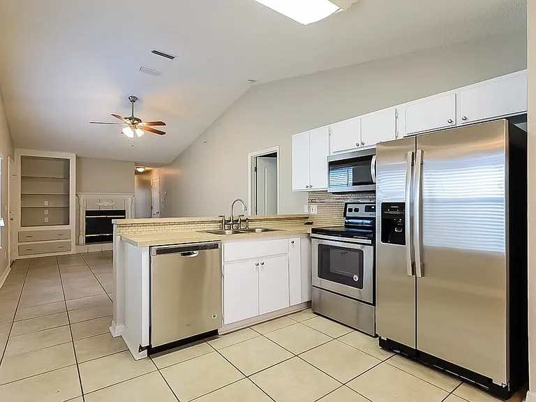 4313 Longshore Dr — Photo 6