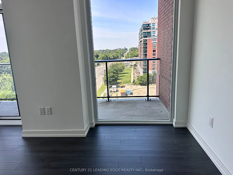 4010 Eglinton Ave W #810 — Photo 17