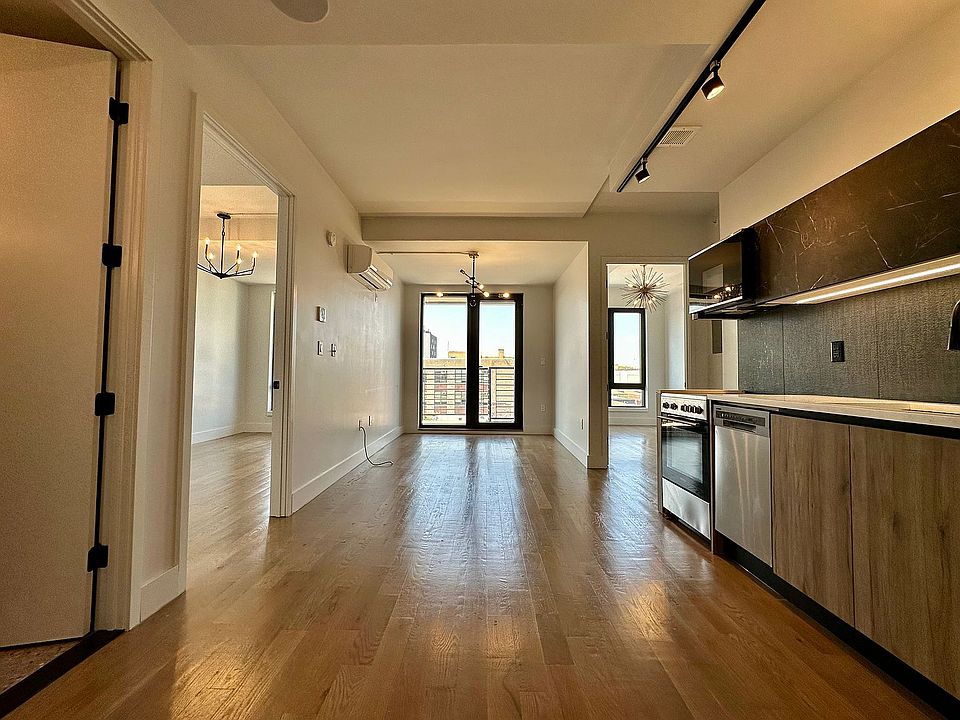 1st image of 892 Rogers Ave #603