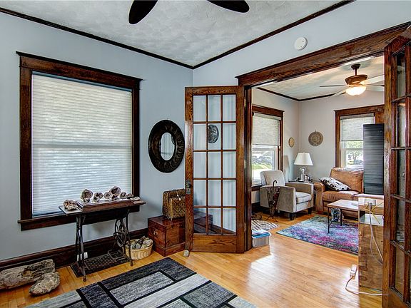 5th image of 545 Holm Avenue