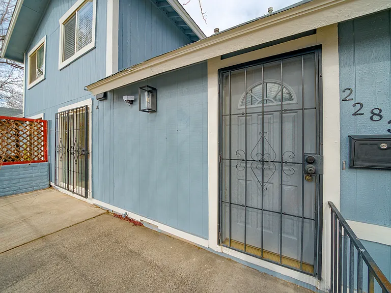 2283 Oppio St — Photo 8