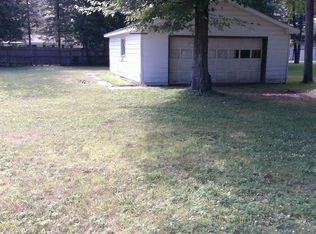 4110 Bayview Dr, Beaverton, MI