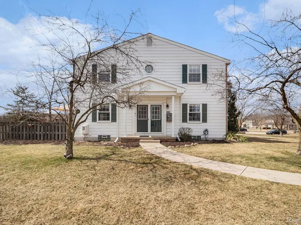 19338 Old Bridge Ct, Northville, MI 48167