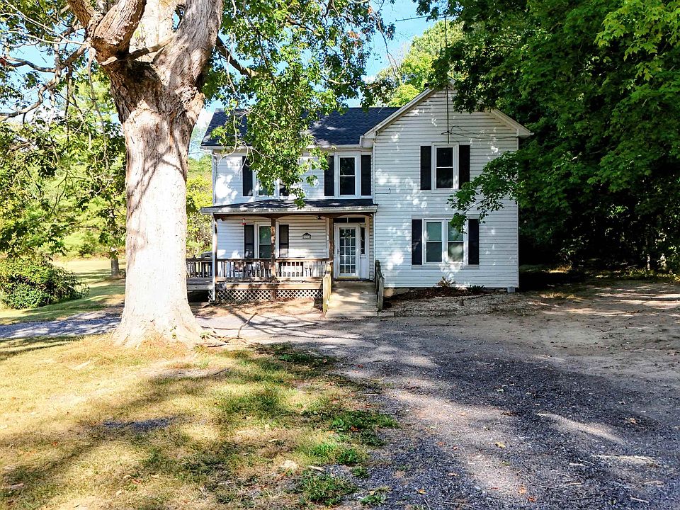 1st image of 531 Oakland Cir