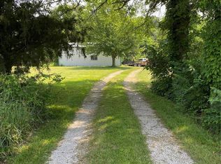 18600 N Highway Nn #V, Sturgeon, MO 65284