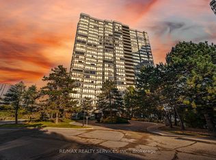 22 Hanover Rd #1502, Brampton, ON L6S 5K7