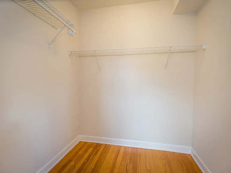 6435-43 N. Damen Ave. — Photo 15