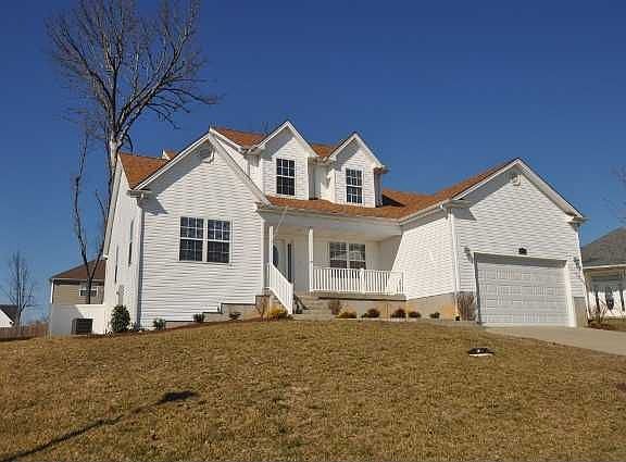 2nd image of 409 Cabernet Dr