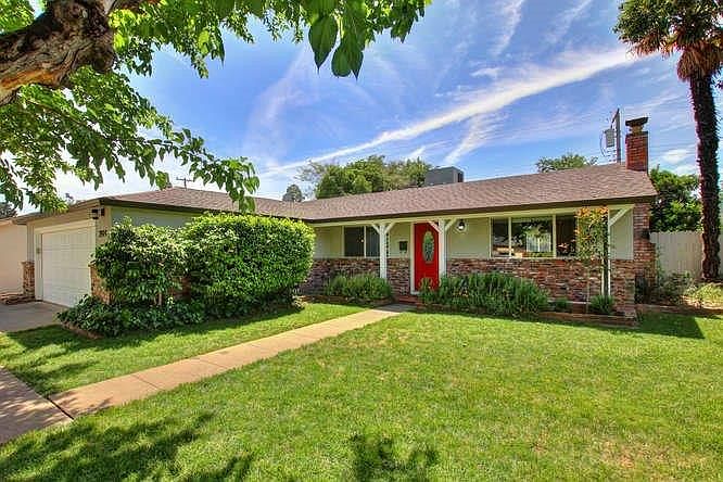 2nd image of 2914 Hunt Dr
