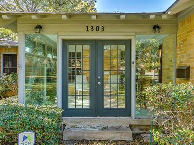 1303 S Montreal Ave, Dallas, TX, 75208