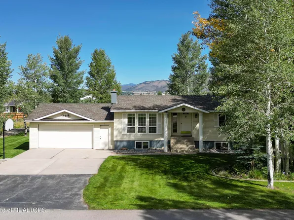 79 Twin Cliffs Rd, Afton, WY 83110