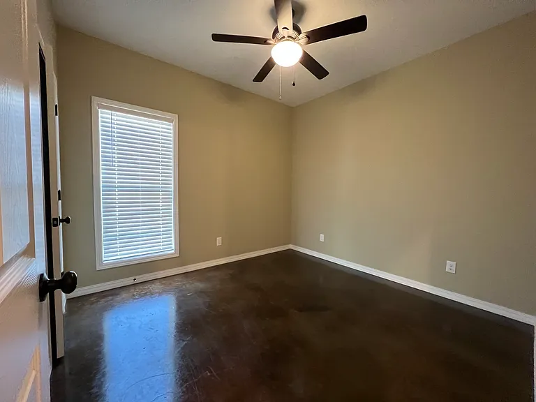 12862A Churchill Dr — Photo 9