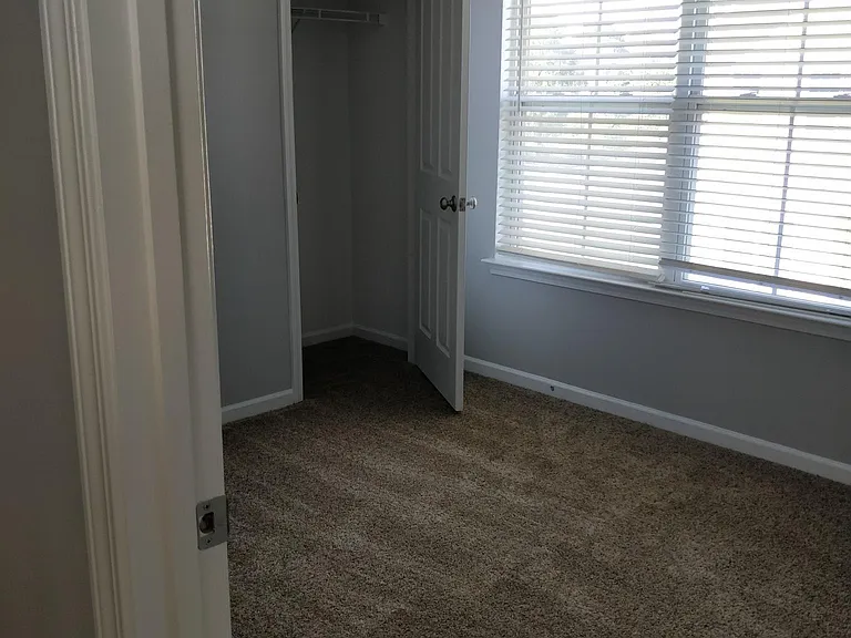 1324 Rising Oak Dr — Photo 9