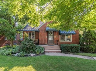 4227 W 215th St, Fairview Park, OH