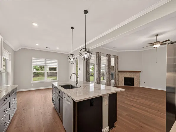 23509 Red Juniper Ln, New Caney, TX 77357