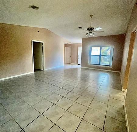 5th image of 7378 Willow Springs Cir E