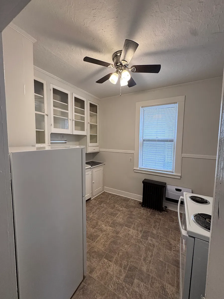 Building Photo - 81 Dewitt St #2