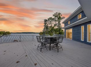 2543 Harbor View Rd, Camden, SC 29020