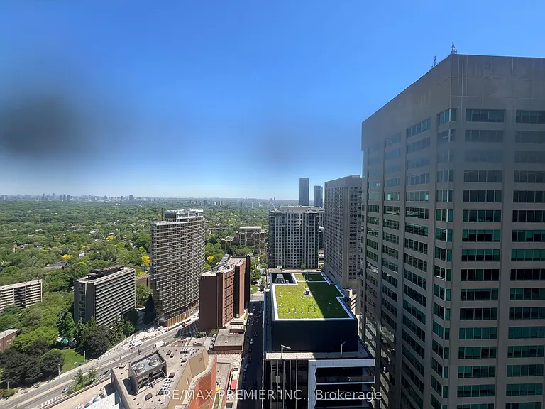 8 Cumberland St #3506 — Photo 11