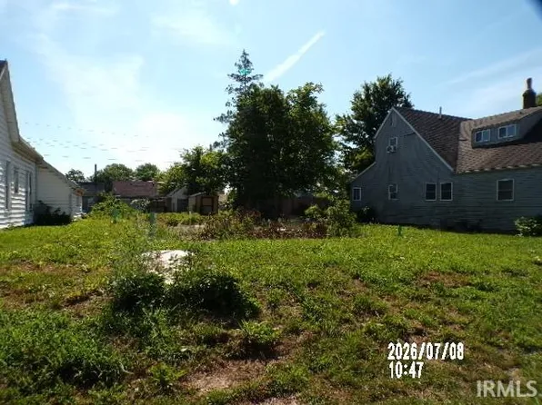 3717 S Nebraska St, Marion, IN 46953