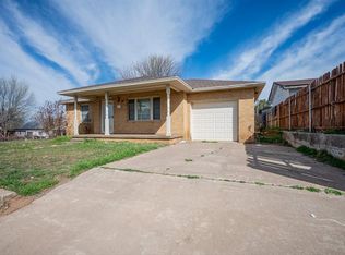 201 E 3rd St, Cement, OK 73017