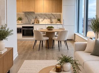 1100 Sheppard Ave W #1508, Toronto, ON M3J 0E4