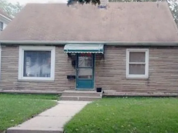 6421 W Moltke Ave, Milwaukee, WI 53210
