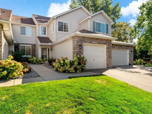 2227 Creekside Ct #104, Saint Paul, MN 55122