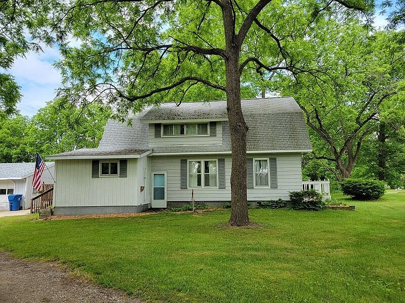 7016 Pringle St, Sand Lake, MI 49343 Zillow
