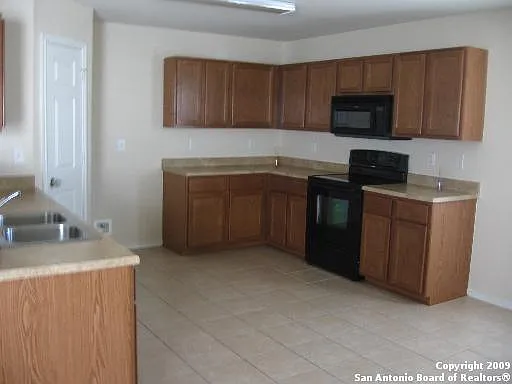 204 N Willow Way — Photo 7