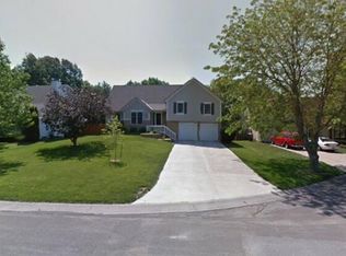 7713 W 154th St, Overland Park, KS 66223