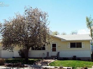 1041 Stanton St, Colorado Springs, CO 80907