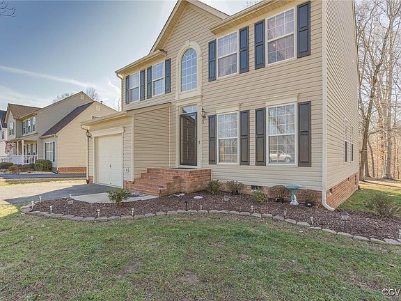 5th image of 3921 Meadowview Ln